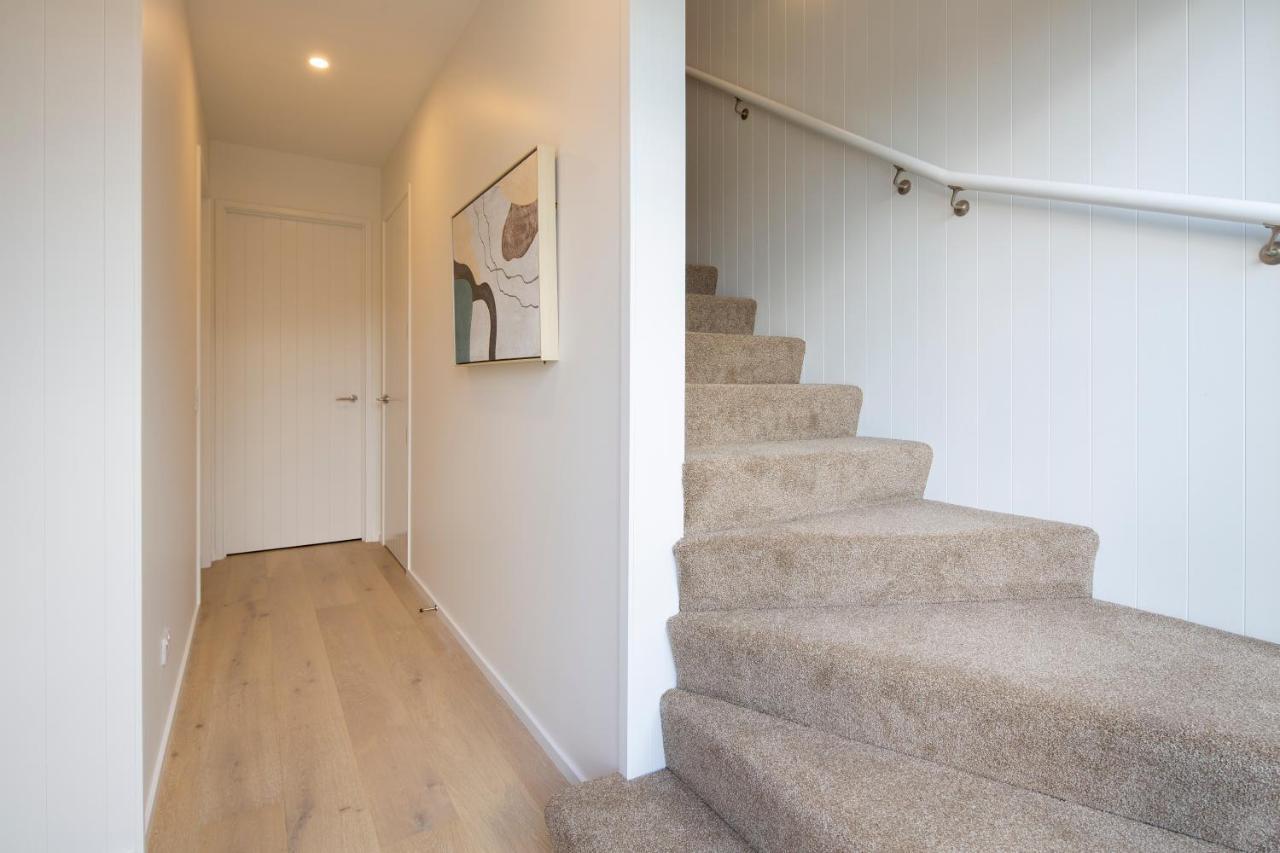 4 Bedroom Home With Elevated Views Of Lake Wakatipu & The Remarkables Queenstown Exterior foto